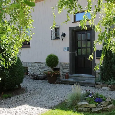 Haus Kolmesfeld * Sensweiler